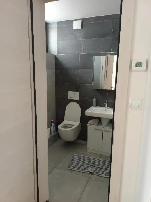 Moderni Pokoj S Parkovanim Zdarma Brno Exterior foto